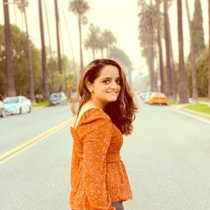 Meet your Posher, Poonam